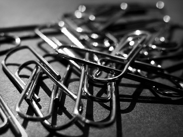 paperclips https://www.flickr.com/photos/bored-now/2269567332/